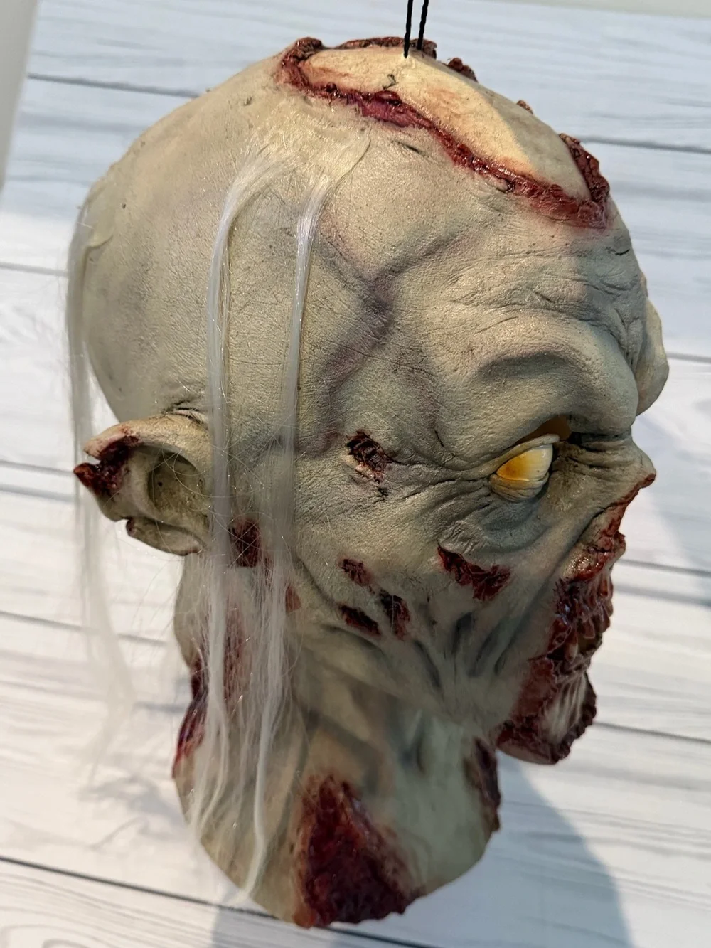 Horror Zombie Bust Decor Mask in Gray and Red - Brand